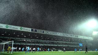Manchester City jugó bajo esta impresionante nevada