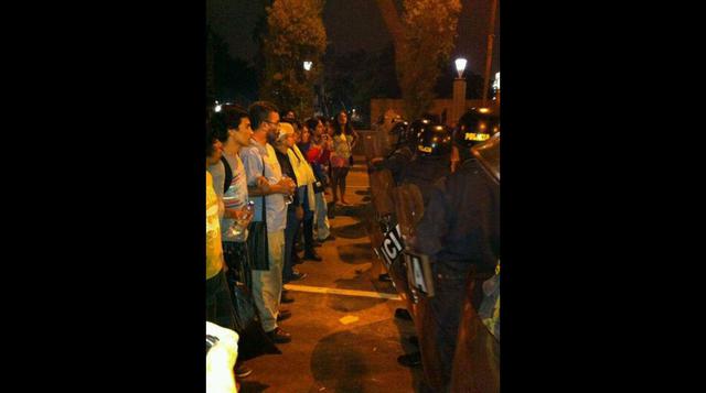 By-pass 28 de Julio: policía trató de dispersar manifestación - 9