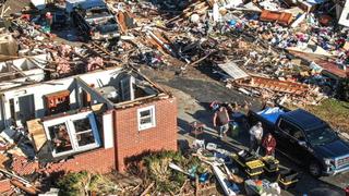 EE.UU.: “El 75% del pueblo desapareció” por el tornado en Kentucky