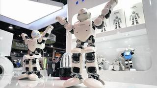 ¿Se necesitará fijar impuestos a empresas que reemplacen personas por robots?
