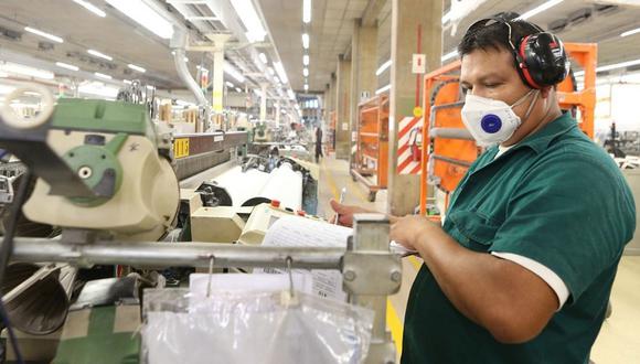 Empleo se contrajo en todas las ramas de actividad económica.