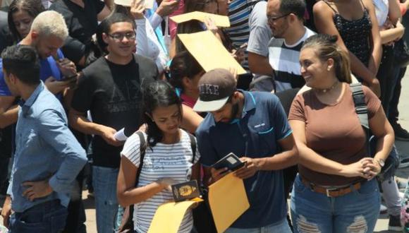 Venezolanos con visa humanitaria podrán trabajar