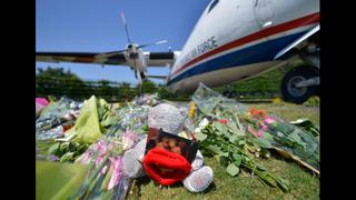 Restos de las víctimas de avión malasio llegaron a Holanda