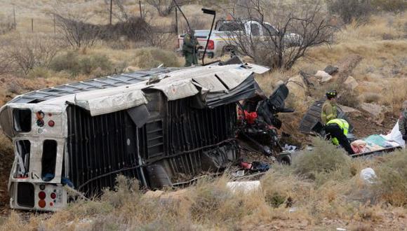 Texas: Choque de tren con bus que llevaba reos deja 10 muertos
