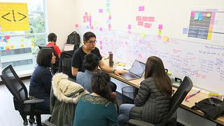 Google apoya a Laboratoria para educar a mujeres jóvenes