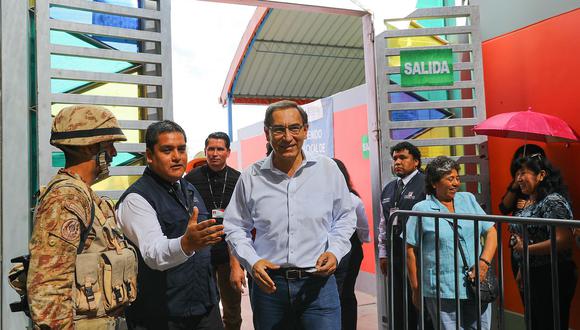 El presidente Martín Vizcarra viajó a su natal Moquegua, donde votó. (Foto: Presidencia)