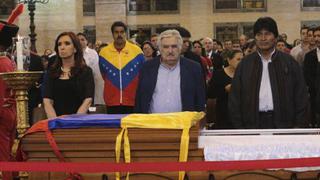 ¿Por qué Cristina Fernández dejó repentinamente el funeral de Hugo Chávez?