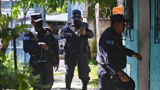 Detenidos 6 salvadoreños por “revelar” datos de “figuras públicas” en Twitter