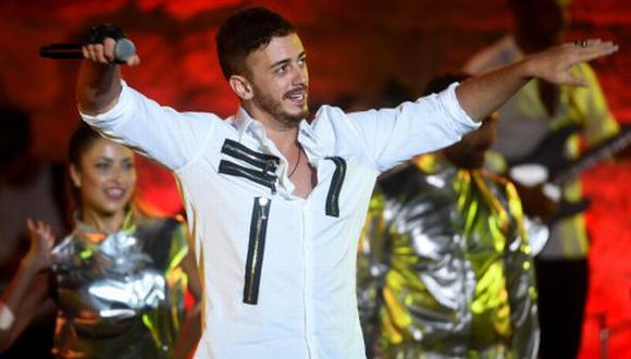 Rey de Marruecos paga defensa de cantante acusado de violación