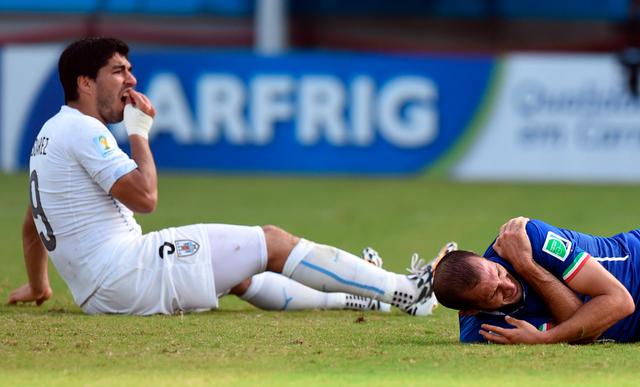 En el Mundial Brasil 2014, Luis Suárez mordió a Giorgio Chiellini | Foto: AP/EFE/AFP/Reuters