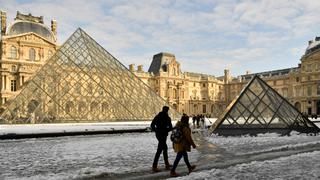 Cierran el Museo de Louvre de París debido al coronavirus
