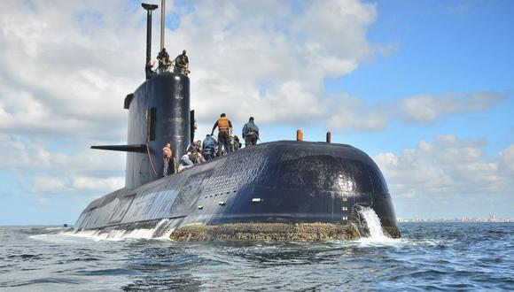 Argentina: Decretan 3 días de duelo por los 44 tripulantes del submarino ARA San Juan. (AP)