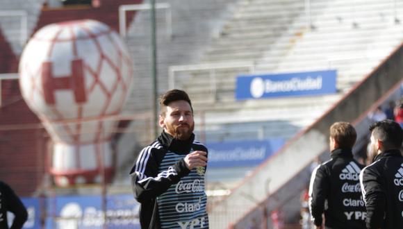 La selección argentina entrenó frente a su público como preparación para el Mundial Rusia 2018. La ‘Albiceleste’ concentró 30 mil hinchas en el estadio de Huracán (Foto: Twitter)
