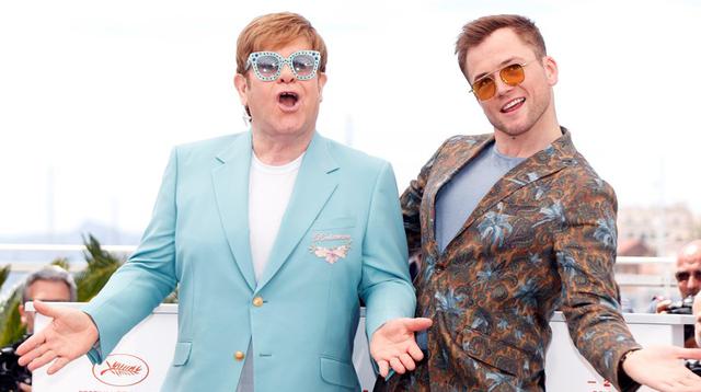 Elton John y Taron Egerton, el actor que lo interpreta en "Rocketman". (Foto: Agencias)