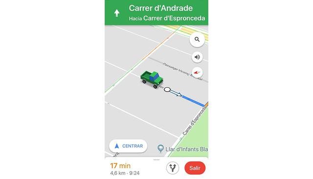 La popular app pronto te permitirá cambiar la tradicional flecha de navegación azul por el ícono de un auto. (Google Maps)