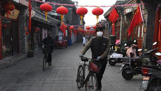 China expulsará a tres periodistas del Wall Street Journal por título “racista” sobre el coronavirus