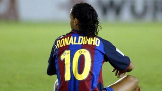 Ronaldinho reveló nombre del defensa más difícil que enfrentó