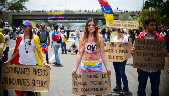 En Venezuela, siete de cada diez ciudadanos rechazan la gesti&oacute;n de Nicol&aacute;s Maduro, seg&uacute;n las encuestas. (Foto: AFP)