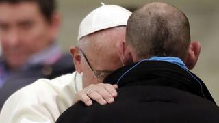 Papa pide perdón a los pobres ignorados por los cristianos