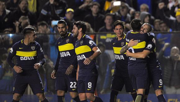 Boca Juniors viene afianzando su liderato en el fútbol argentino con tres goles ante Independiente de Avellaneda en un partido clave.(AFP)