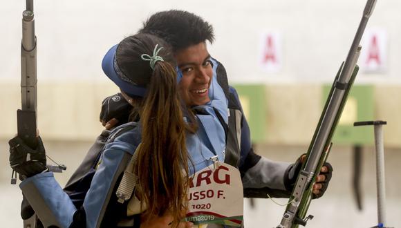 Fernanda Russo y Marcelo Gutiérrez alcanzaron la gloria en tiro. Consiguieron la medalla de oro número 11 de Argentina en los Juegos Panamericanos. (Foto: Jose Barragan / Lima 2019)