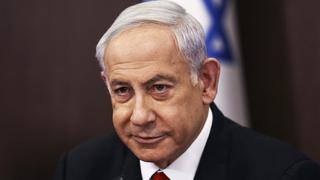 Israel anuncia represalias tras el lanzamiento de decenas de cohetes desde Líbano