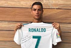 Cristiano Ronaldo envía camiseta a mamá de niño fallecido en el terremoto de México