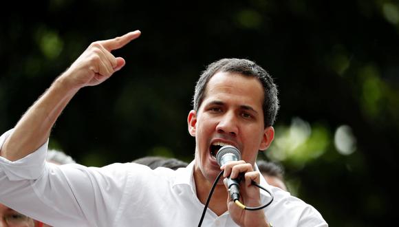 Juan Guaidó desde la Embajada de Bolivia en Caracas: “El pueblo boliviano nos dio un ejemplo de resistencia”. (REUTERS/Carlos Garcia Rawlins).