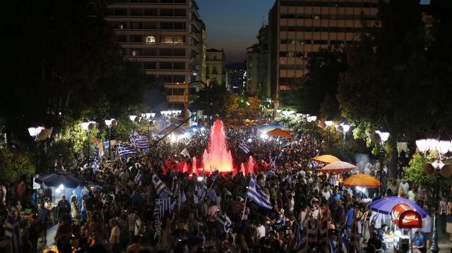 Referéndum en Grecia: Miles celebran rotundo triunfo del "No" - 5