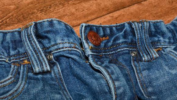 El 95 por ciento de las 45.000 toneladas de índigo sintético que se utilizan cada año son utilizadas para teñir los 4.000 millones de prendas de tela 'blue jean' fabricadas anualmente. (Foto: Pezibear en pixabay.com / Bajo licencia Creative Commons)