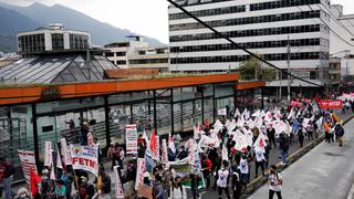 Transporte público de Quito se suma a jornada de protesta en Ecuador