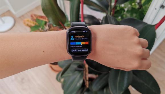 Este smartwatch te dará la sensación de estar llevando tu smartphone. (Foto: europapress.com)