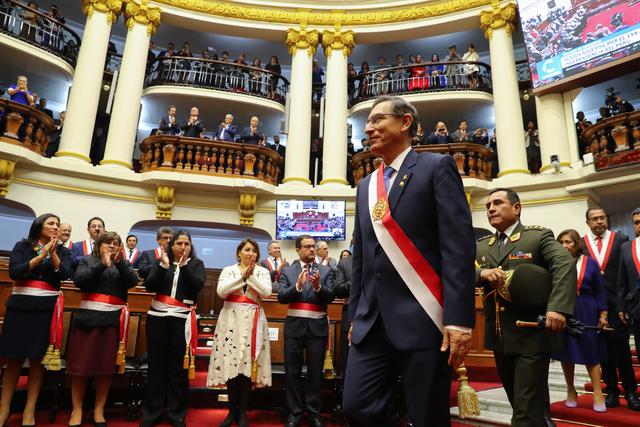 El presidente Martín Vizcarra se presentó ante el Congreso el 28 de julio del 2019. En el Hemiciclo del Congreso están congresistas, ministros, entre otras autoridades. (Foto: Presidencia)