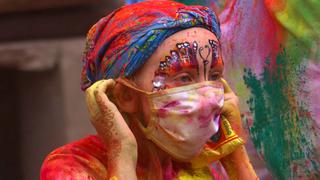 Miedo por el coronavirus secuestra Holi, el festival más colorido de la India | FOTOS Y VIDEO