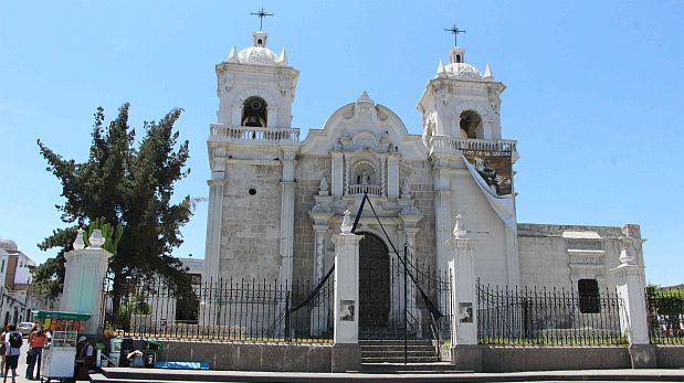 Arequipa: lluvias dejaron daños leves en casonas del centro  - 1