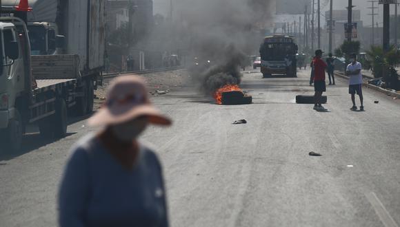 LIMA 18 DE MARZO DEL 2021

ENFRENTAMIENTOS ENTRE MANIFESTANTES DE TRANSPORTES Y LA POLICIA A LA ALTURA DEL KM 14 DE LA CARRETERA CENTRAL

FOTOS: HUGO CUROTTO