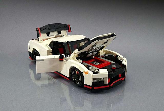 Nissan GT-R Nismo en Lego