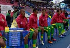 YouTube: Sport Huancayo utilizó sillas de plástico como banca de suplentes