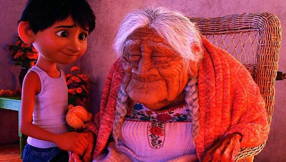 Miguel y su abuelita Coco, quien da nombre a la película de Pixar. "Recuérdame", ya tiene un aversión en quechua que circula por Facebook. (Disney Pixar)