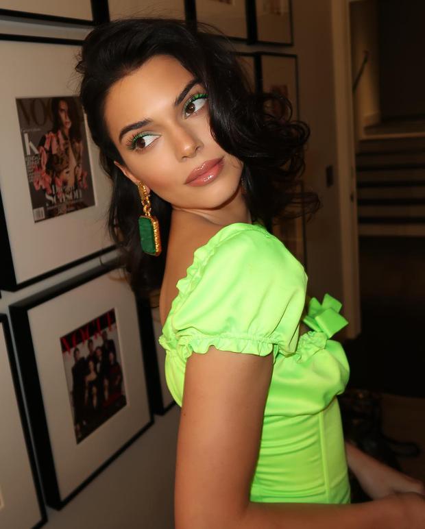 Kendall Jenner muestra el atuendo con el que inicia el 2019 en Instagram |  TVMAS | EL COMERCIO PERÚ