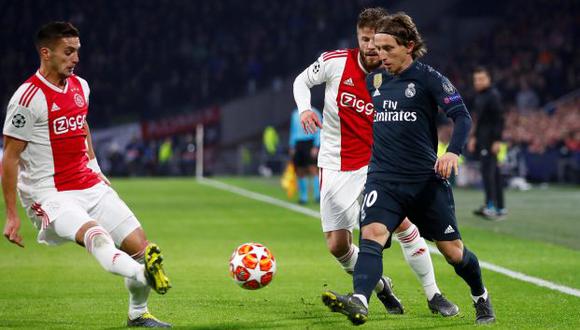 Bajo la dirección de Santiago Solari, Real Madrid lleva siete duelos sin derrotas antes de su visita al Ajax por los octavos de final de la Champions League. (Foto: Reuters)