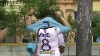 Sporting Cristal vs. Alianza Lima: ¿hinchas blanquiazules se ‘camuflan’ para entrar al estadio?