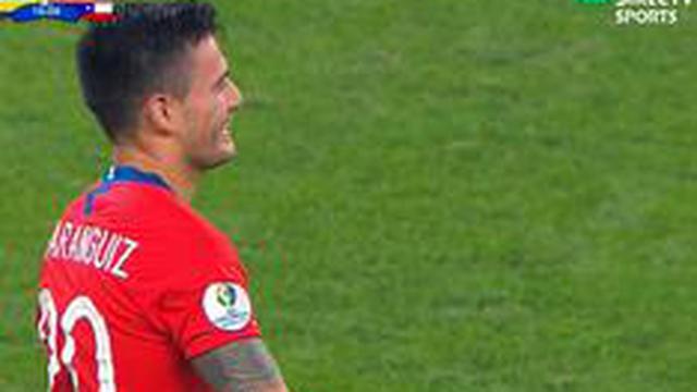 Chile vs. Colombia: Aránguiz anotó el 1-0, pero el árbitro invalidó el gol | VIDEO
