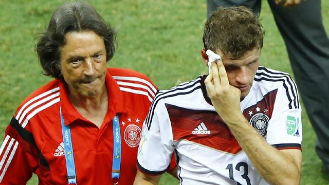 Müller sufrió un corte en partido Alemania-Ghana por el Mundial - 1