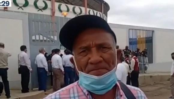 Francisco Barreto, quien es un dirigente agrícola y también conocido por su labor de lucha contra la contaminación del río Tumbes, denunció que no le permiten el ingreso al coliseo Palacio de los Deportes | Canal N / Captura de video