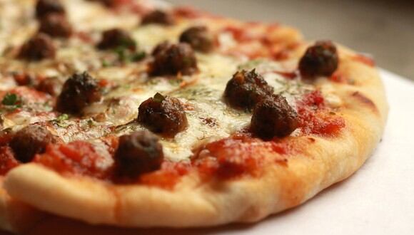Pizza. (Ikeen James | Flickr)