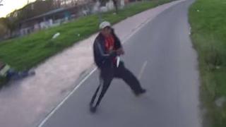 YouTube: ciclista grabó video cuando lo asaltaron con cuchillo