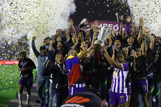 Bicampeón 2021-22