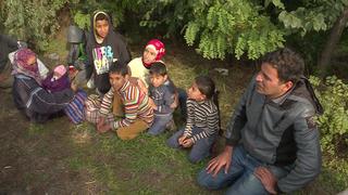 Hungría detiene a refugiados tras cierre de frontera [VIDEO]