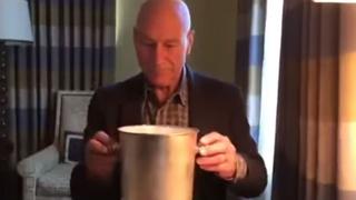 Ice Bucket Challenge: ¿Cómo participó Patrick Stewart?